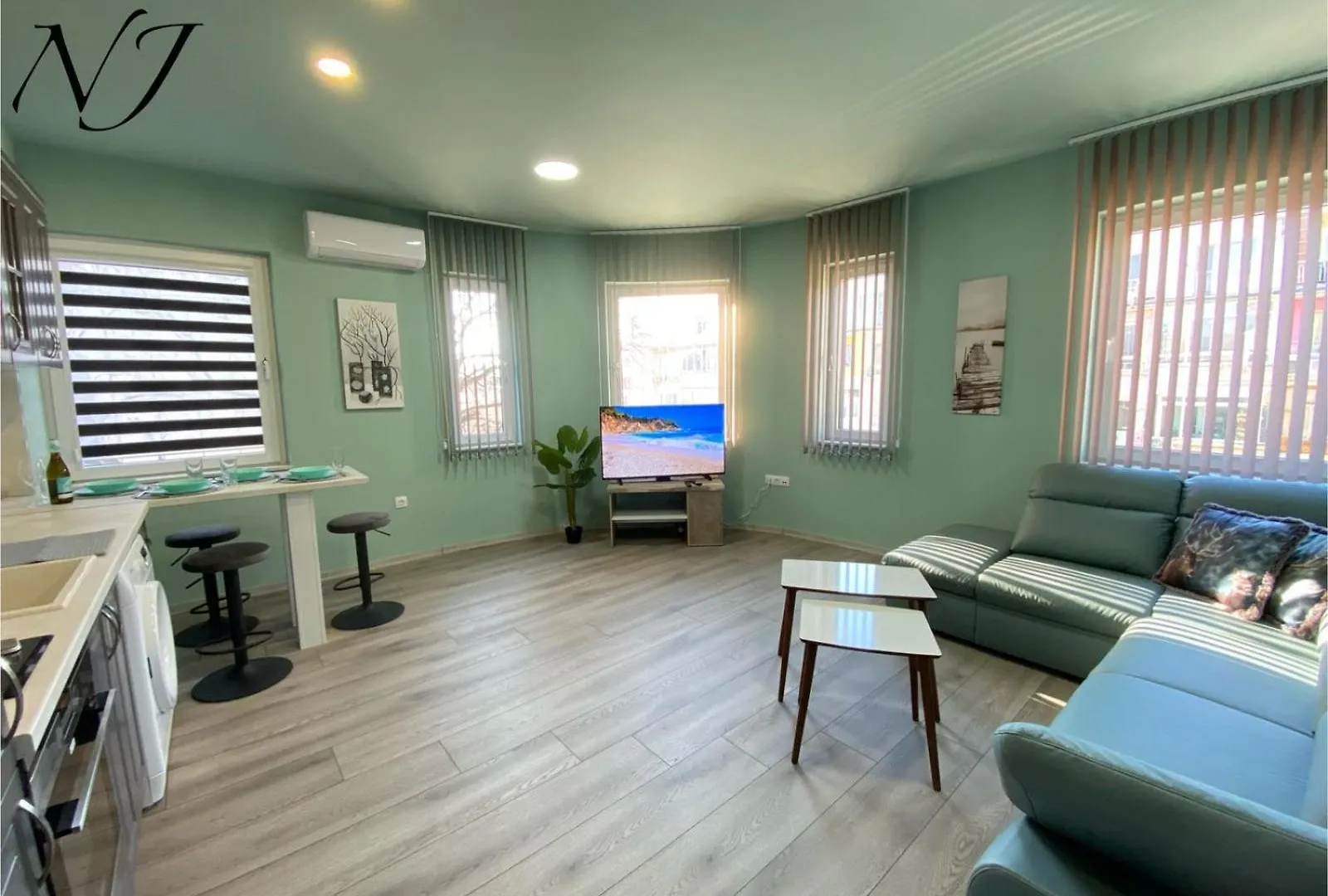 Nj Luxury Rooms And Suites Varna