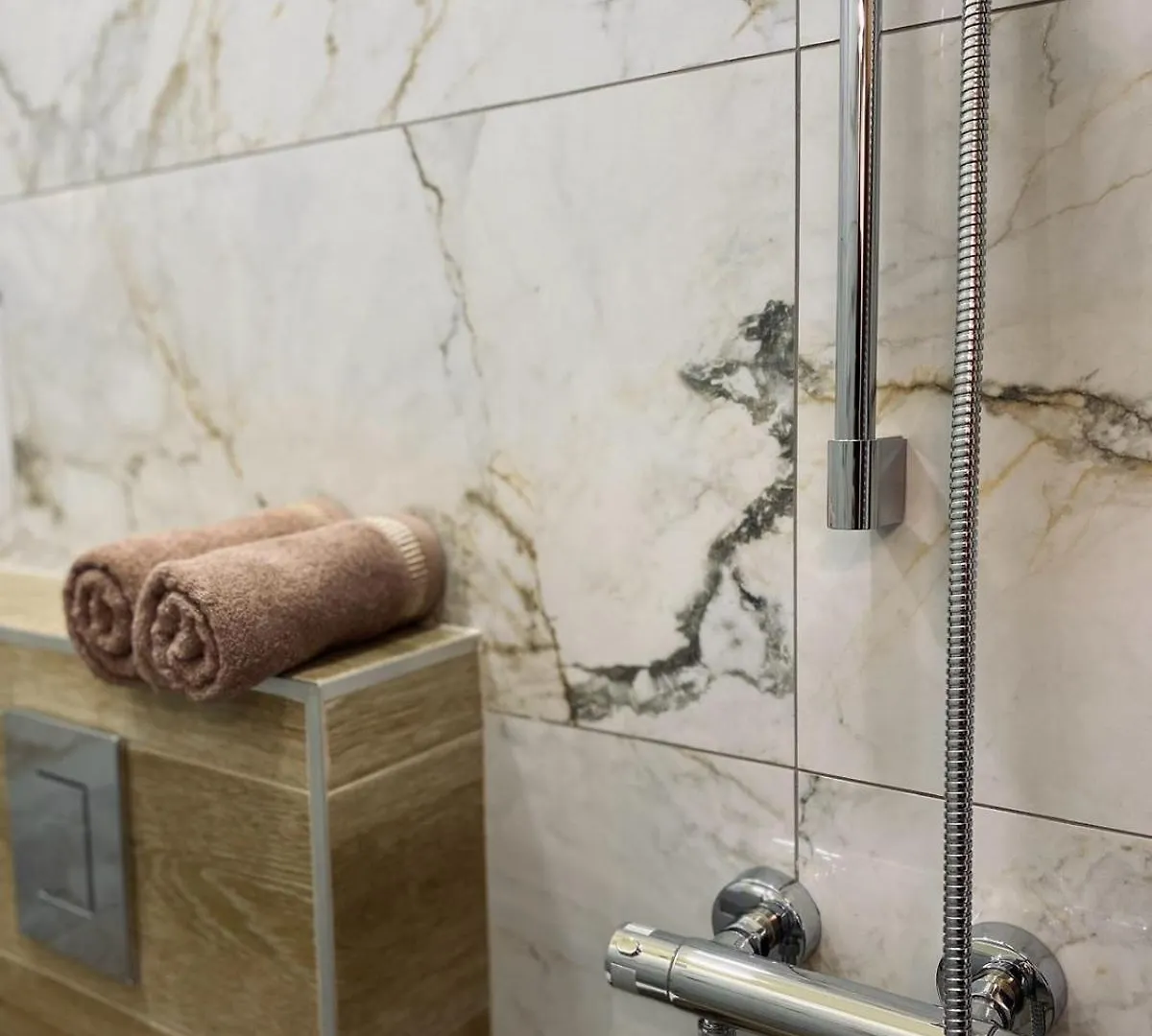 Apartment Nj Luxury Rooms And Suites Varna Bulgaria