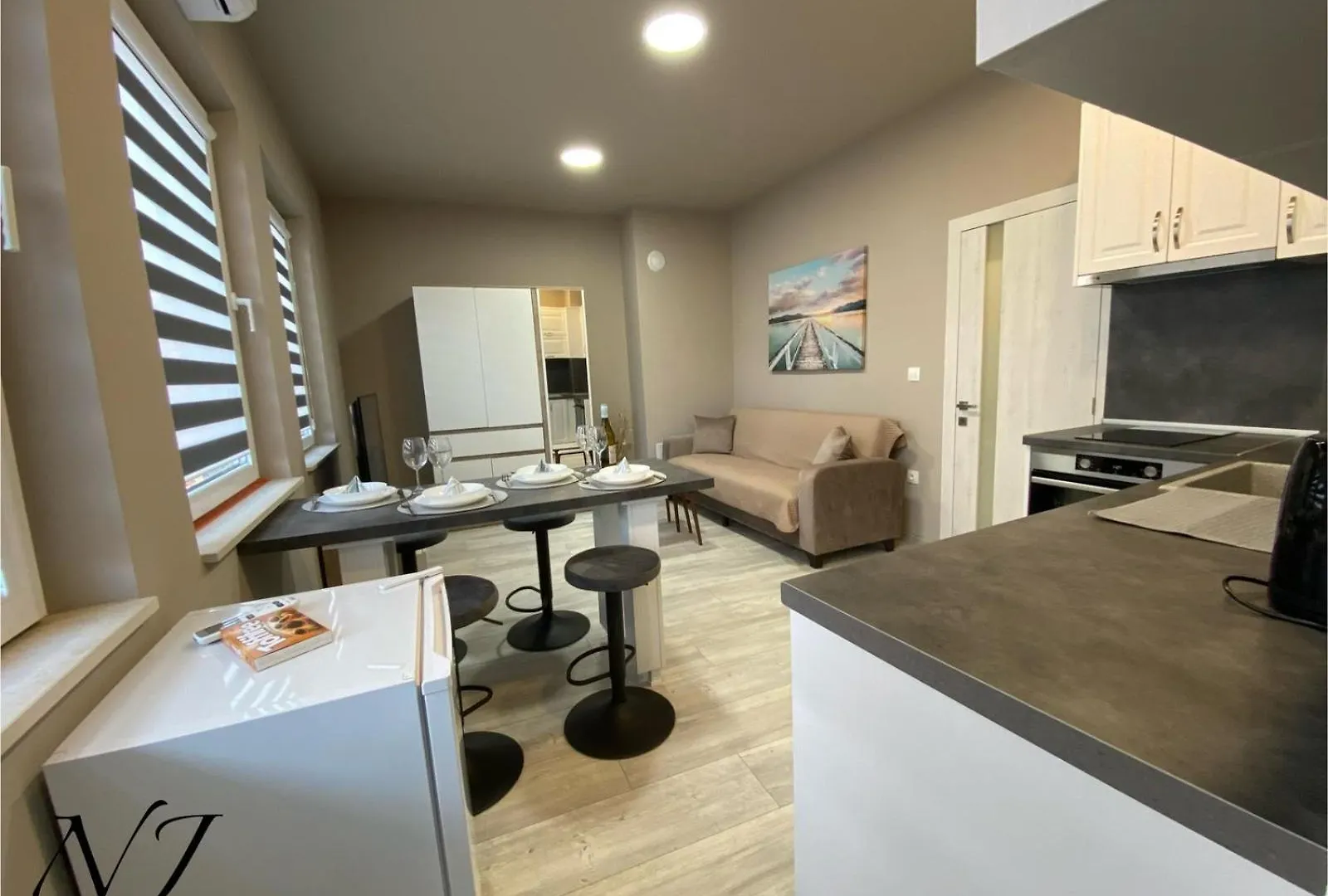 Nj Luxury Rooms And Suites Varna